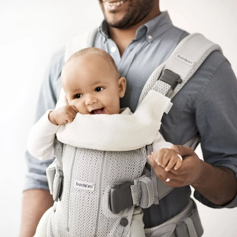 Babybjorn Carrier One Bib