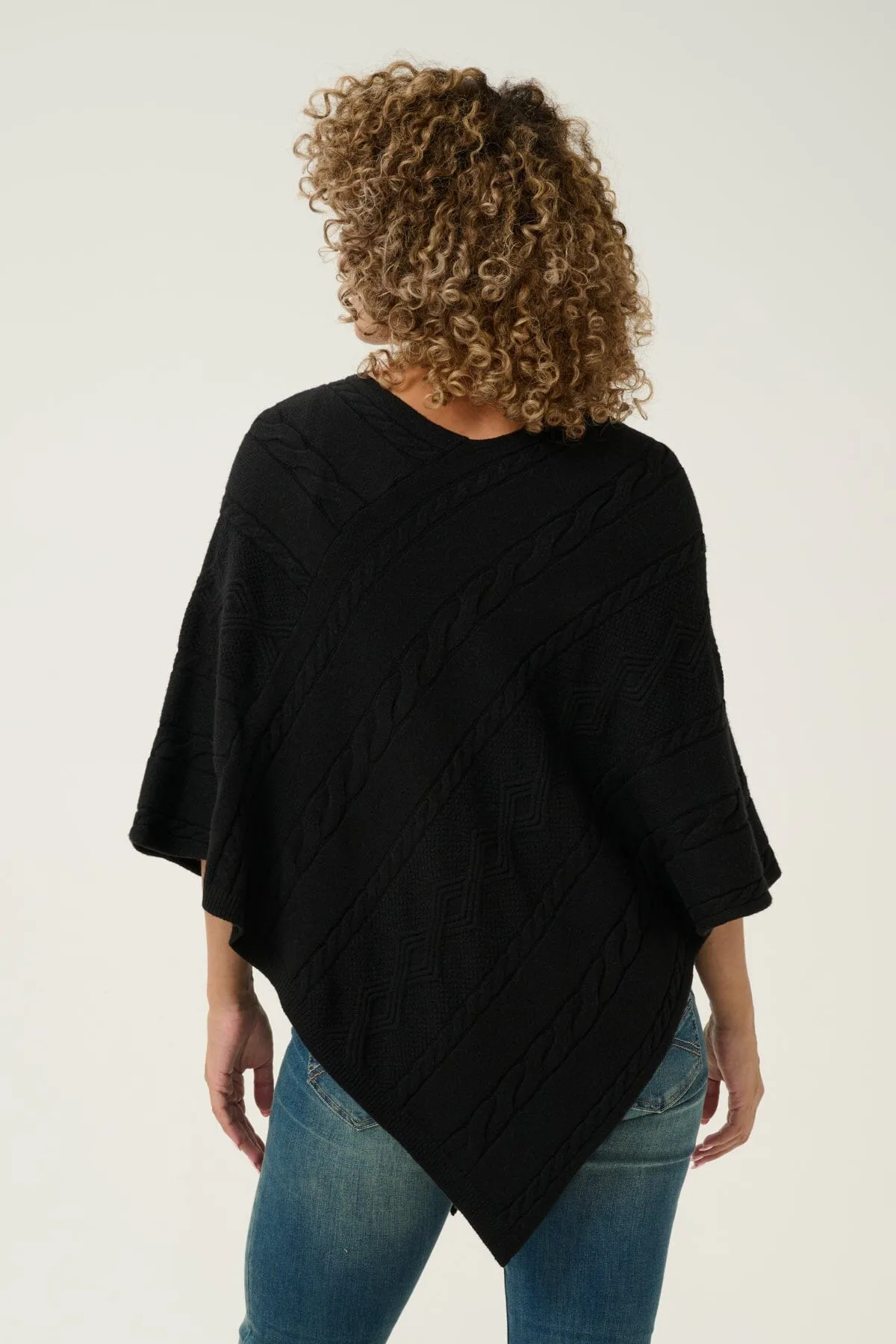 BLACK CABLE SWEATER KNIT PONCHO